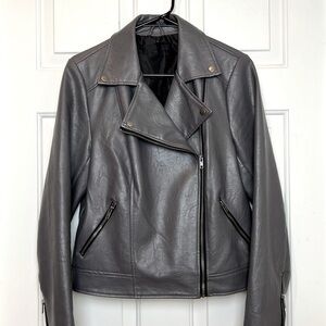 NWOT Forever 21 Vegan Leather Moto Jacket in Grey Size Medium Grey